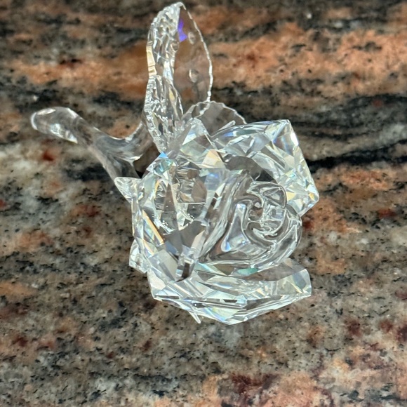 Swarovski Vintage Secret Garden Crystal Rose - Picture 6 of 7